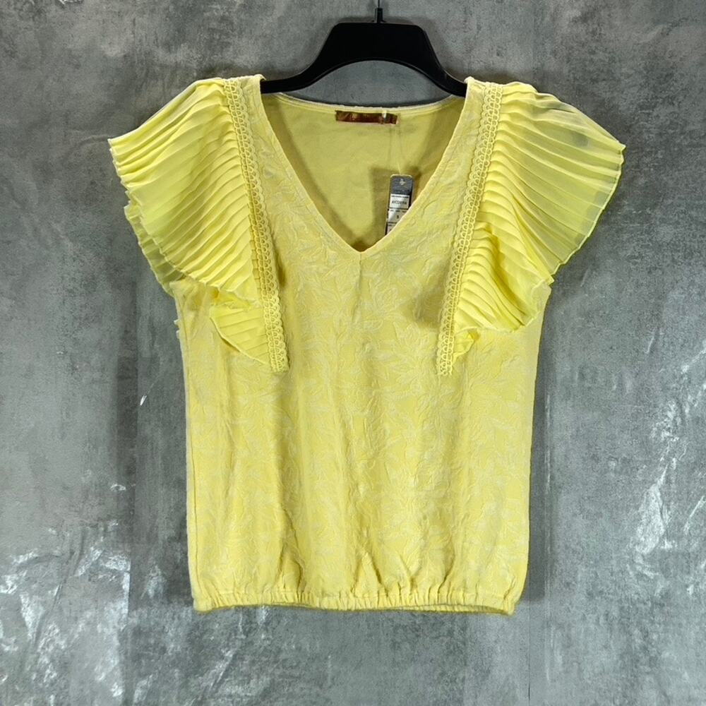 BELLDINI Women's Pineapple Textured Pleated Ruffle-Sleeve V-Neck Top SZ S